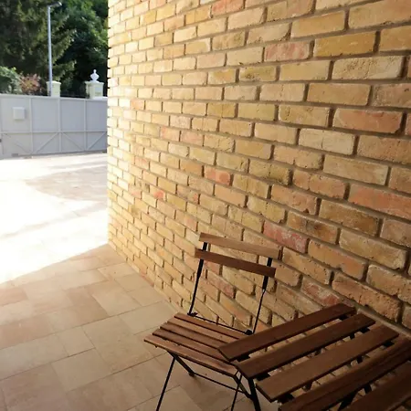 Jokai 19 Vendeghaz * Veszprem