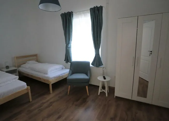 Jokai 19 Vendeghaz דירה